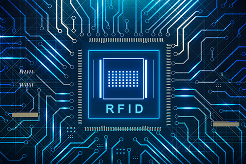 RFID-teknologian soveltaminen autonosien hallinnassa.